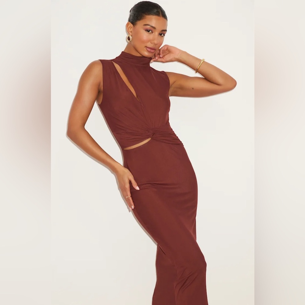 Lulu's Chic Brown Cutout Midi Dress